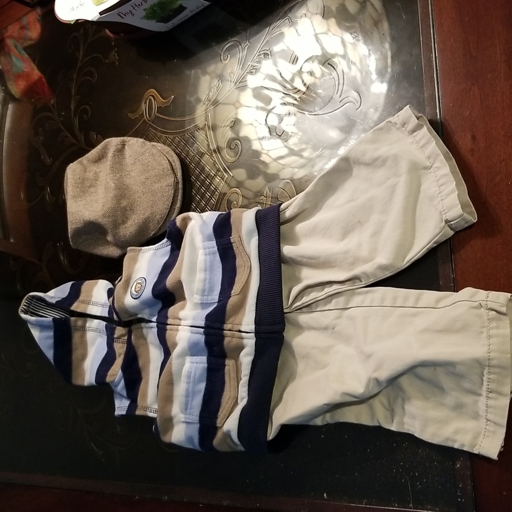 Carter's Boys 24 Months Hooded Outfit with Cap Complete Set